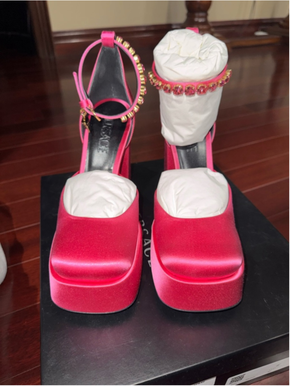 NIB-Women’s Pink Satin Platform Heels with Jeweled Ankle Strap